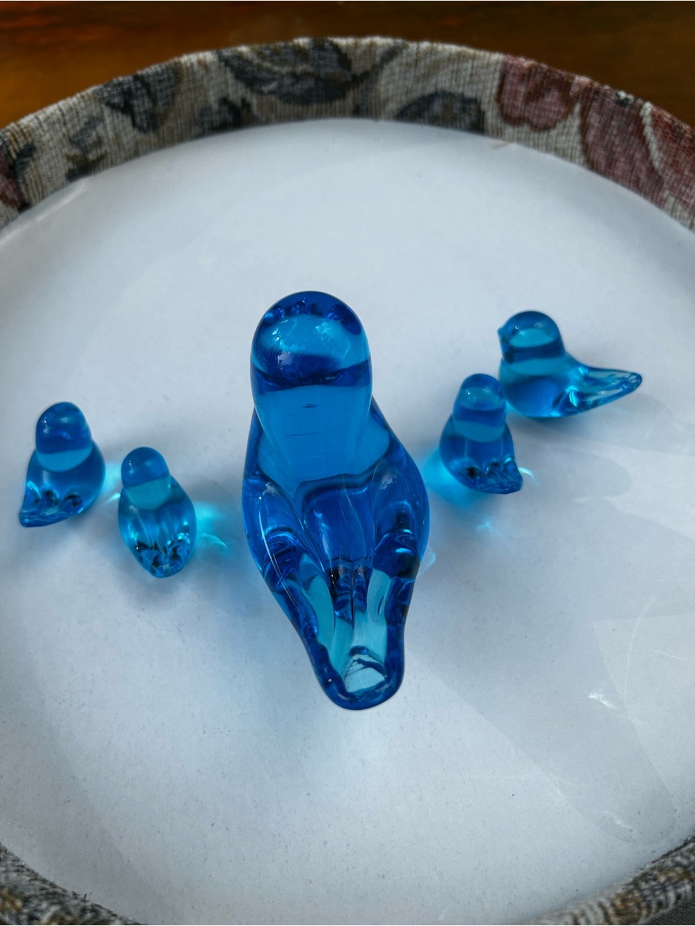 Vintage Leo Ward Bluebirds of Happiness Figurine Set - 5 Pieces - Picture 4 of 6